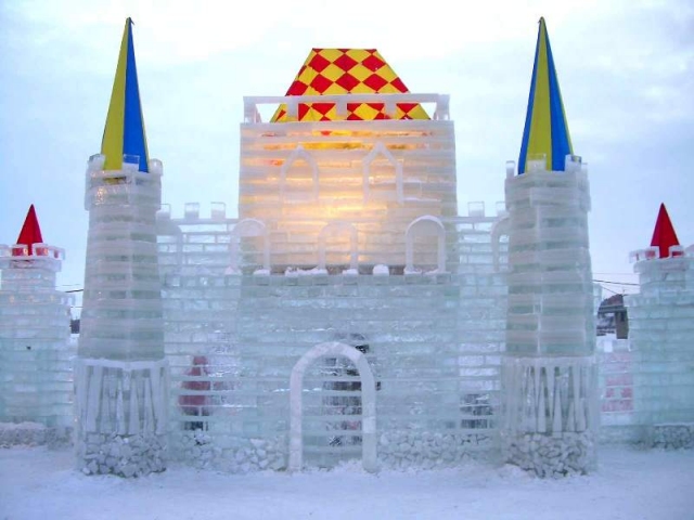 Открытие снежного городка ТОЦ «Парад»